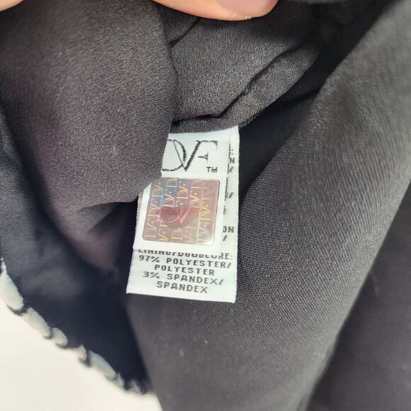 Diane Von Furstenburg Betty Black Lace Floral Knit Top Size US 14 - Picture 10 of 12